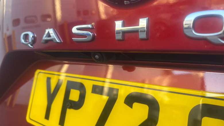 Nissan Qashqai 1.3 DiG-T MH N-Connecta 5dr Petrol Hatchback